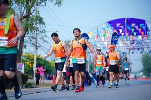 BIB: 47182, 43021
                            <button type="button" onclick="openModal(10098769)" class="btn btn-primary btn-sm float-right btn-popup" data-toggle="modal" data-target=".modal-high-quality">
                        <i class="fas fa-shopping-cart"></i> Add to Cart
                    </button>
                                            <button type="button" onclick="isThisMe(10098769, true)" class="btn btn-success btn-sm float-right btn-popup btn-isme hidden" data-toggle="tooltip" data-placement="bottom" title="นี่คือรูปของคุณใช่ไหม คลิกที่นี่เพื่อเอาเข้าอัลบั้ม">
                        <i class="fas fa-plus"></i> Add to album
                    </button>
                    <button type="button" onclick="isThisMe(10098769, false)" class="btn btn-warning btn-sm float-right btn-popup btn-isnotme hidden">
                        <i class="fas fa-ban"></i> Remove from album
                    </button>